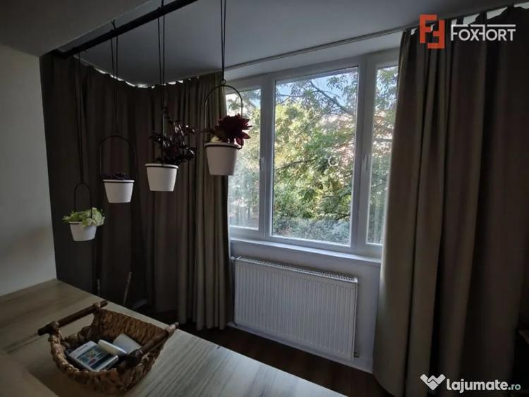 Apartament cu 2 camere semidecomandat în Girocului