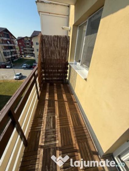 Apartament cu 2 camere decomandat în Sânpetru