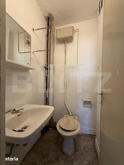 Apartament cu 3 camere decomandat în Micro 16