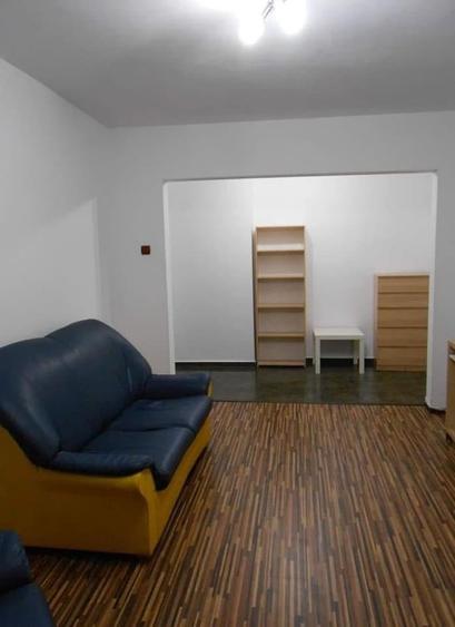 Apartament cu 3 camere decomandat, mobilat în Camil Ressu