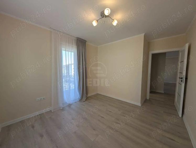 Apartament cu 3 camere semidecomandat în Nord