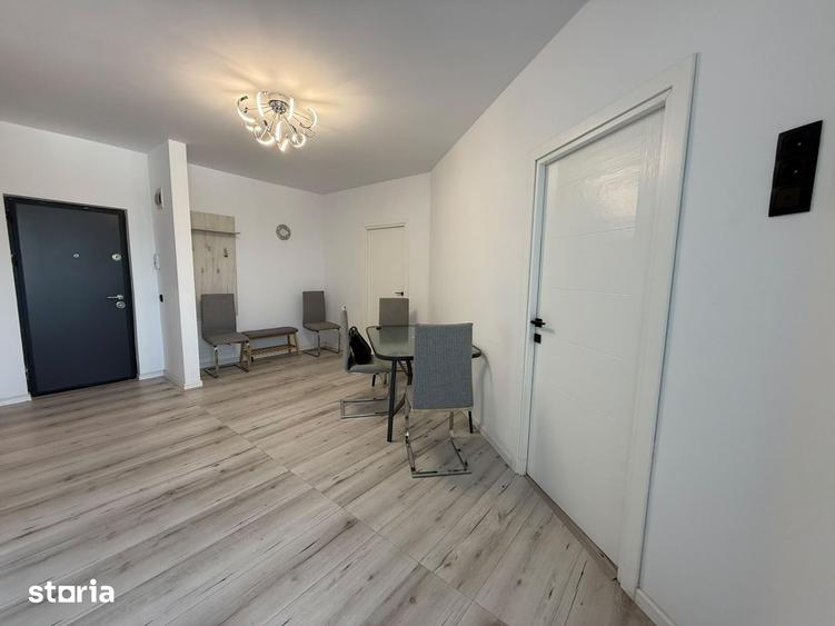 Apartament cu 3 camere decomandat în Florești