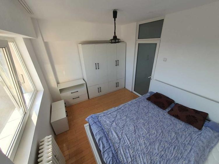 Apartament cu 4 camere decomandat în Militari