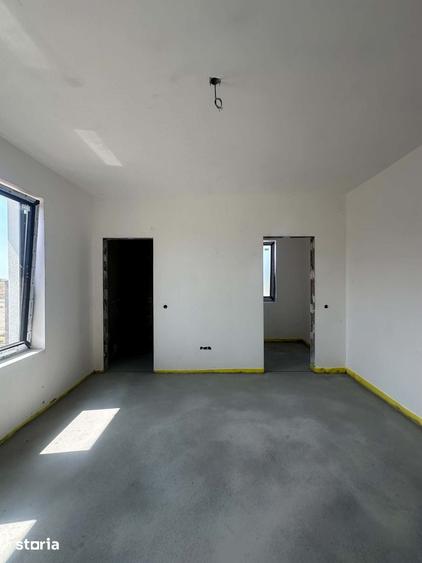 Casă cu 4 camere cu Teren 480 Mp în Central