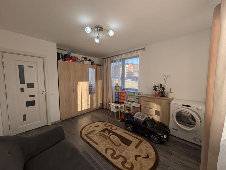 3 camere mobilat și utilat, debara, 2 balcoane - Florești zona PANEMAR - 8