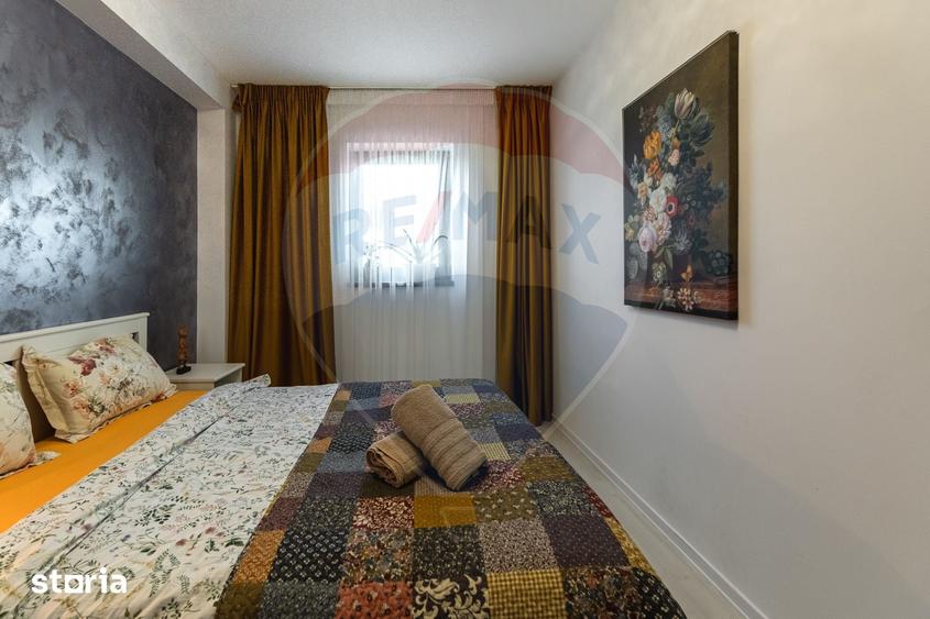 Apartament cu 3 camere decomandat în Tractorul