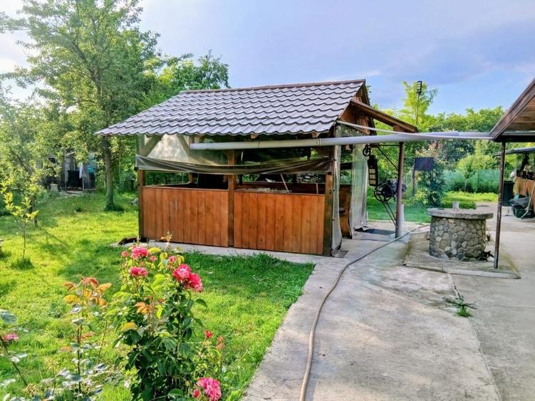 Casă cu 4 camere în Bilciurești