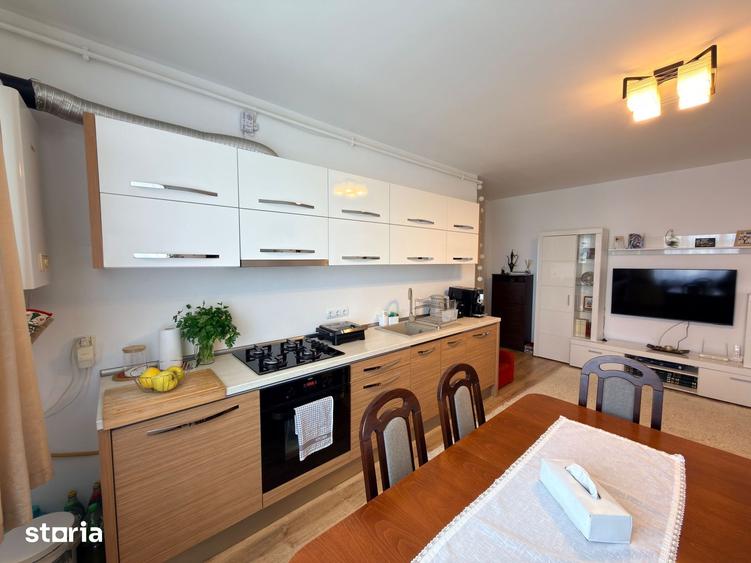 Apartament cu 3 camere în Turnișor