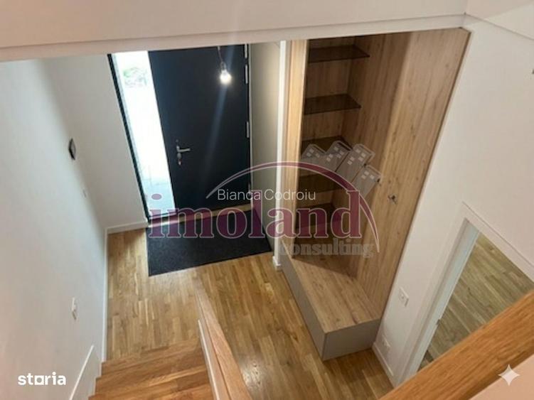 Vanzare - Townhouse 6 camere - mobilat + 2 locuri parcare Avalon Estat