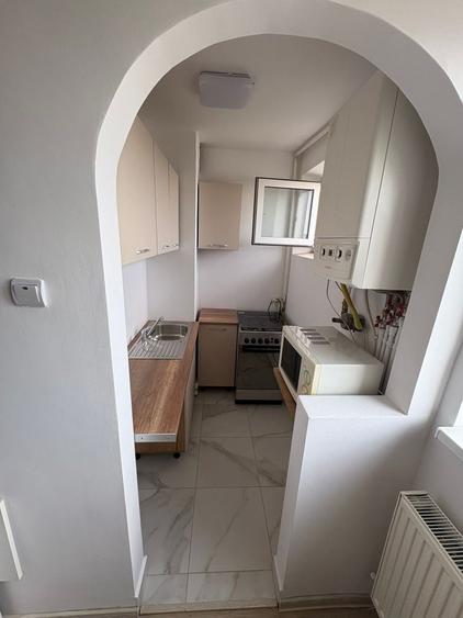 Apartament cu 2 camere semidecomandat în Central