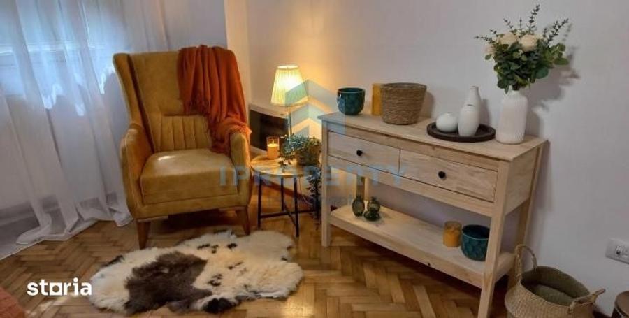 Apartament cu 3 camere, mobilat în Centrul Civic