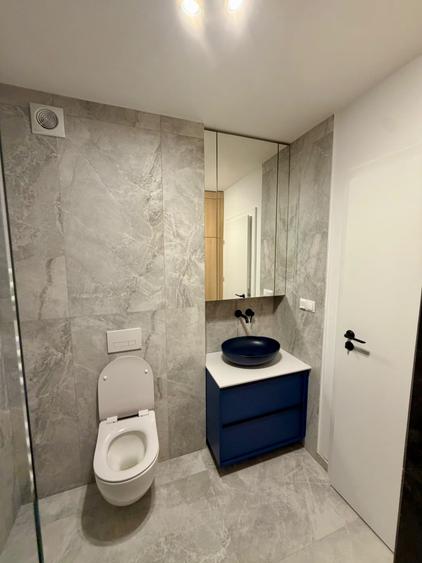 Apartament cu 2 camere semidecomandat, mobilat în Mărăști
