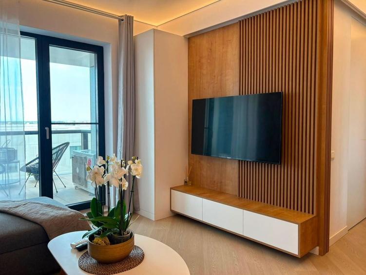 Apartament cu 3 camere decomandat, mobilat în Pipera