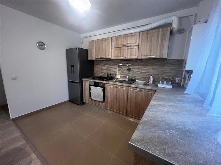 Apartament cu 2 camere decomandat, mobilat în Popas Păcurari