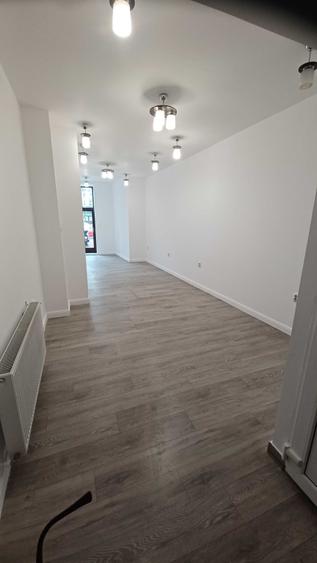 Spațiu comercial, de 35 mp, în Ultracentral
