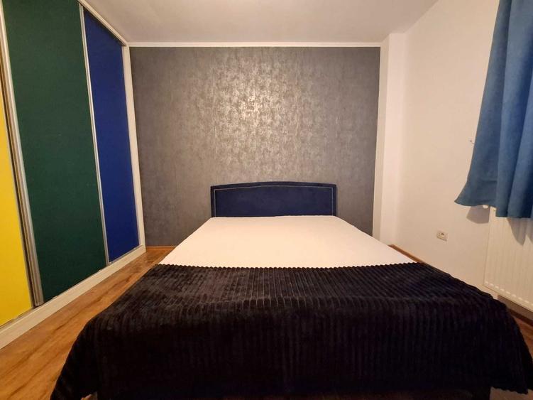 Apartament cu 3 camere semidecomandat în Tomis Plus