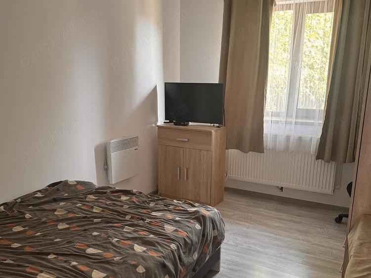 Casă cu Teren 2194 Mp în Radu Vodă