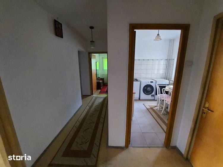 Apartament cu 3 camere, mobilat în Grivița