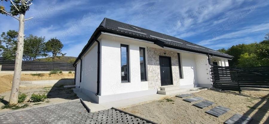 Casă cu 3 camere cu Teren 400 Mp în Vlădești