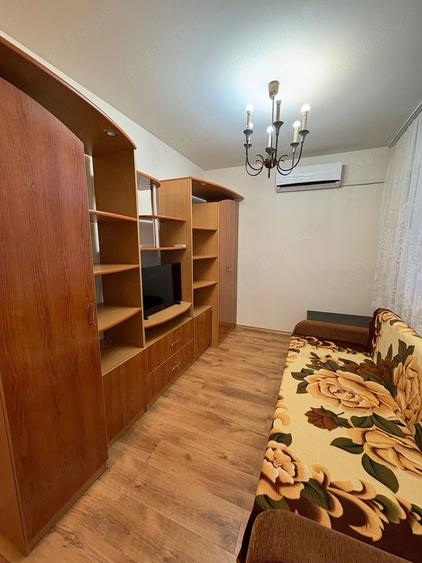 Apartament cu 2 camere semidecomandat în Apusului