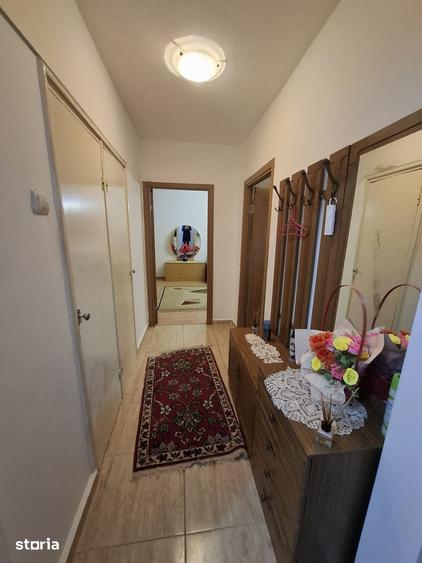 Apartament cu 2 camere decomandat în Alexandru cel Bun