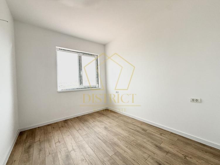 Duplex cu 4 camere cu Canalizare în Moșnița Veche
