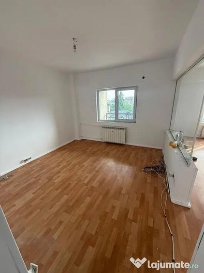 Apartament cu 3 camere decomandat în Alba Iulia