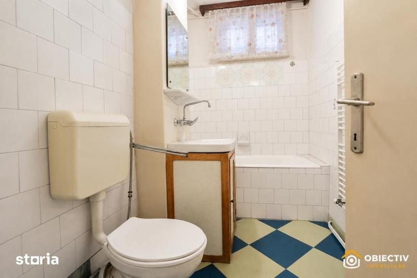 Apartament cu 3 camere decomandat în Dărmănești