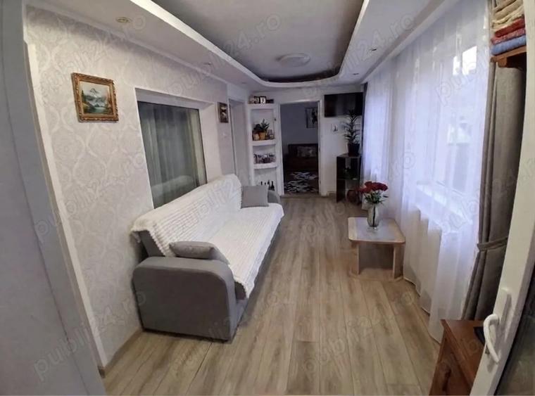 Vand Casa zona Zamora-Busteni cu vedere la Mun?ii Bucegi ?i Crucea Caraiman. - 2