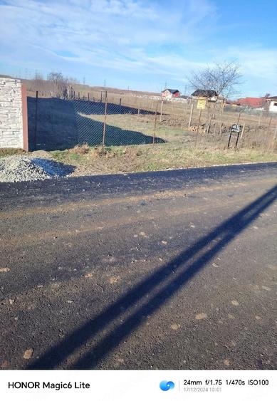 Teren de 2499 mp, în Proaspeți