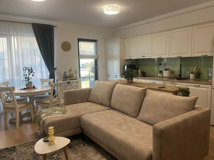 Apartament cu 2 camere decomandat în Blejoi