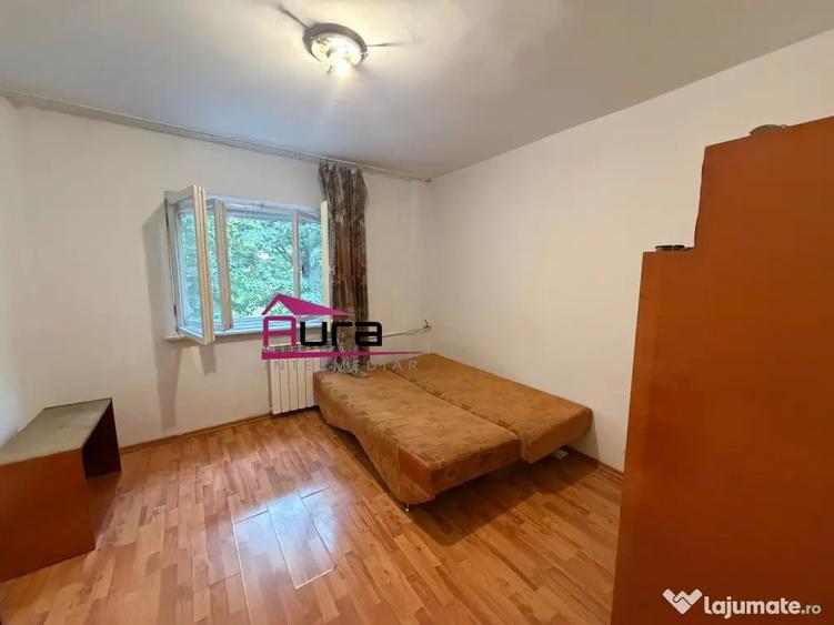 Apartament cu 2 camere decomandat în Piața Nouă