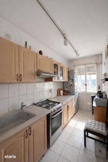 Apartament cu 3 camere decomandat în Ultracentral