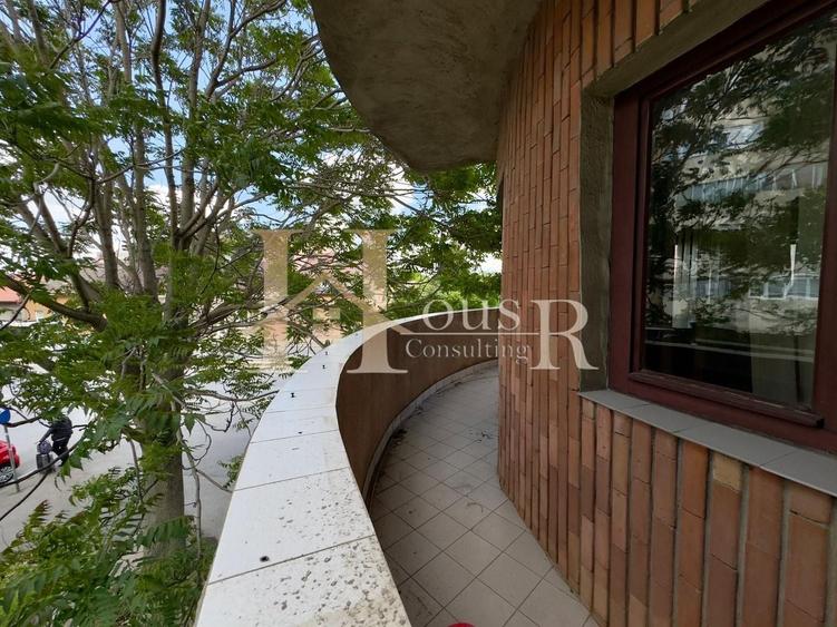 Apartament cu 3 camere decomandat în Dorobanților
