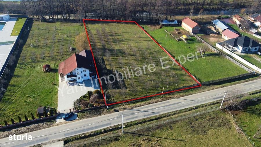 Spațiu comercial, în Corbi
