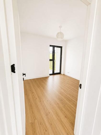 Apartament cu 3 camere decomandat în Păcurari