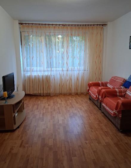 Apartament cu 2 camere semidecomandat în Baba Novac