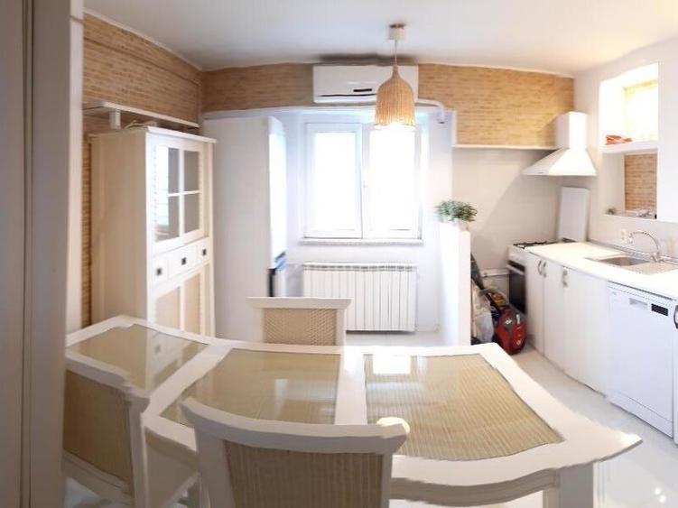 Apartament cu 3 camere decomandat, mobilat în Iancului