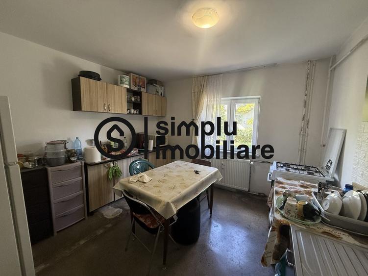 Apartament cu 2 camere decomandat în Cornitoiu