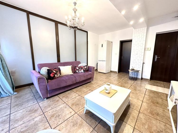Apartament cu 2 camere semidecomandat, mobilat în Dumbrăvița