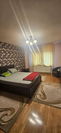 Casă individuală cu 5 camere cu Canalizare în Brâncoveanu