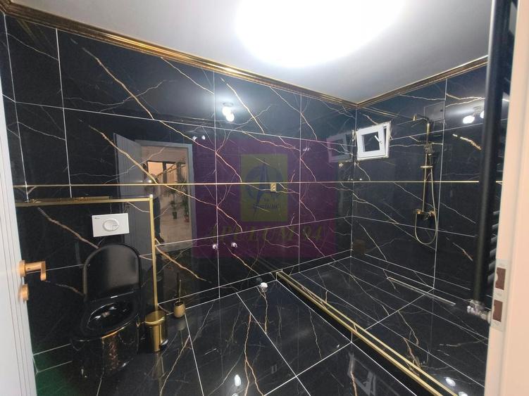 Casă individuală cu 7 camere cu Canalizare în Mihai Bravu