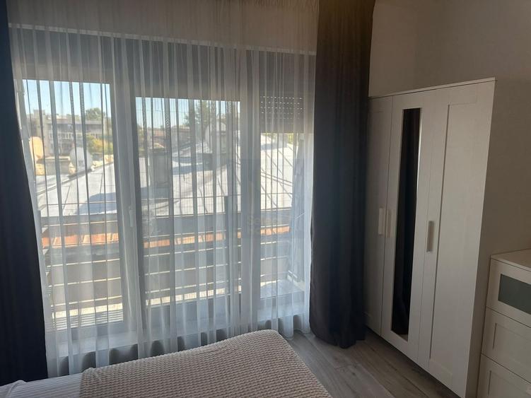 Apartament cu 4 camere decomandat, mobilat în Cotroceni