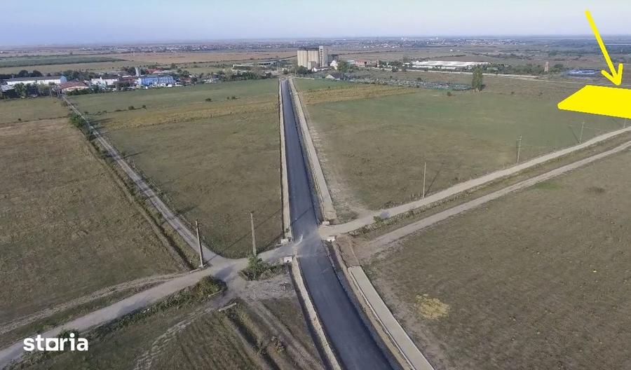 Teren de 4200 mp, în Iosia