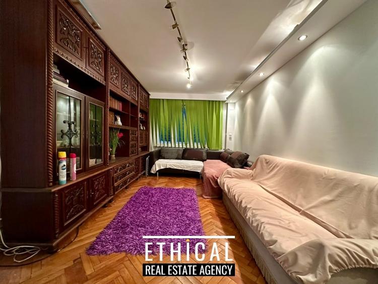 Apartament cu 4 camere decomandat, mobilat în Gorjului