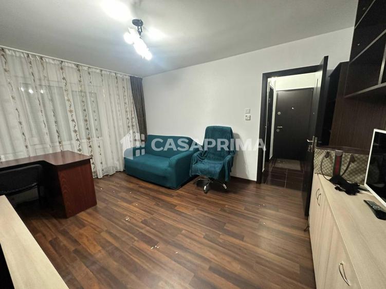 Apartament cu 2 camere semidecomandat în Dacia