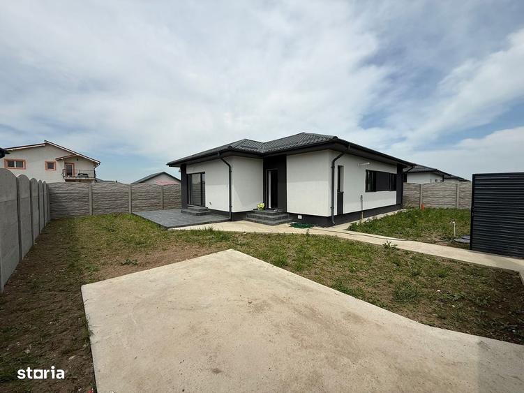 Casă cu 4 camere cu Teren 400 Mp în Clinceni