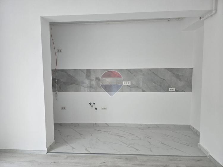 Apartament cu 3 camere semidecomandat în Vitan-Bârzești