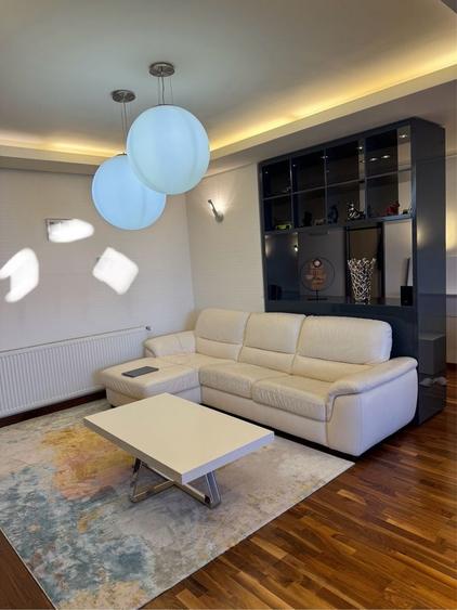 Apartament cu 3 camere în Andrei Mureșanu