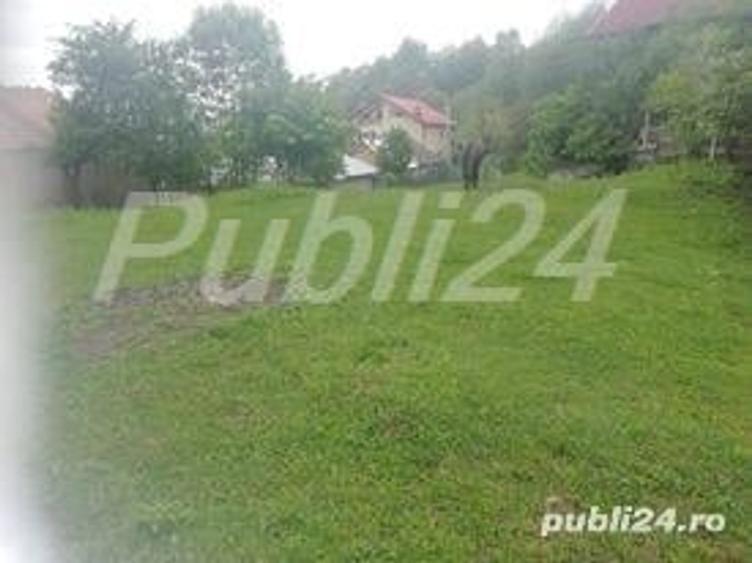 Teren de 2031 mp, în Central